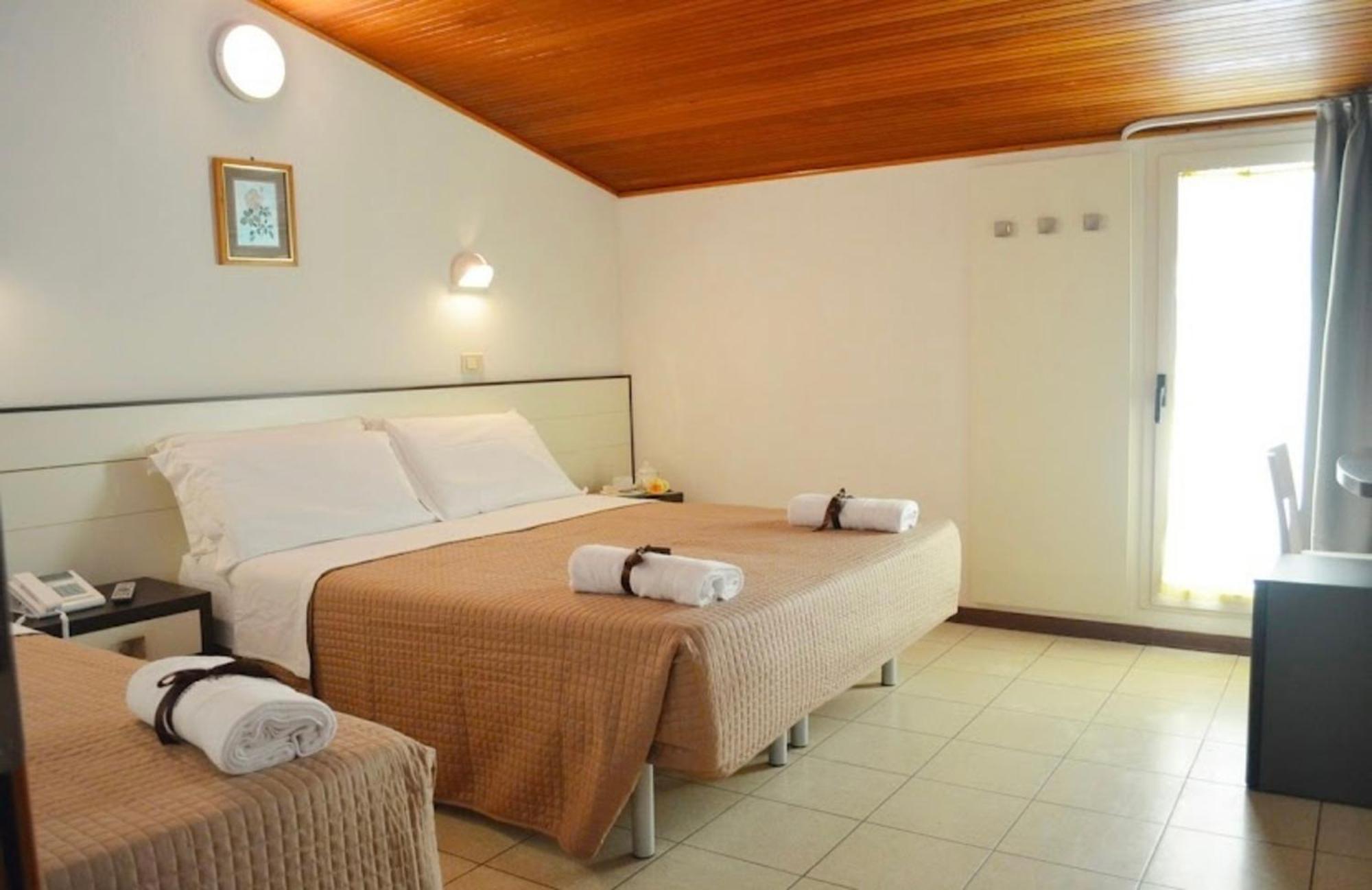 Hotel Europa Milano Marittima Szoba fotó